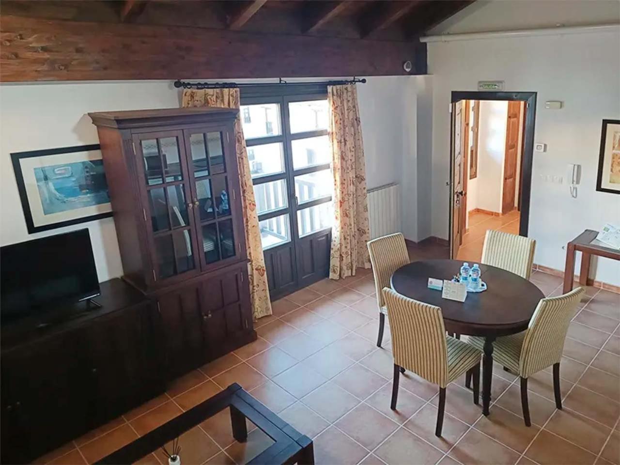 Apartamentos Jaca Mirador De Badaguas 3000 Exterior foto